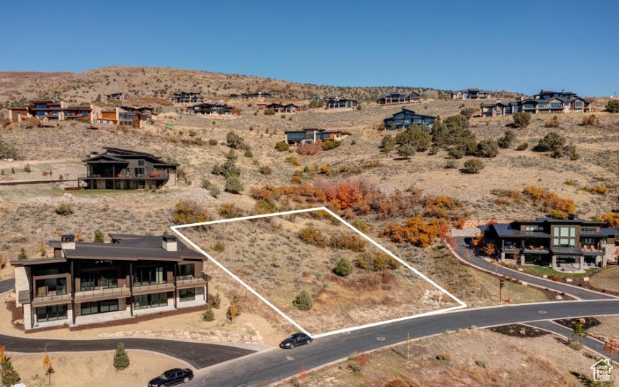 RED LEDGES - Land