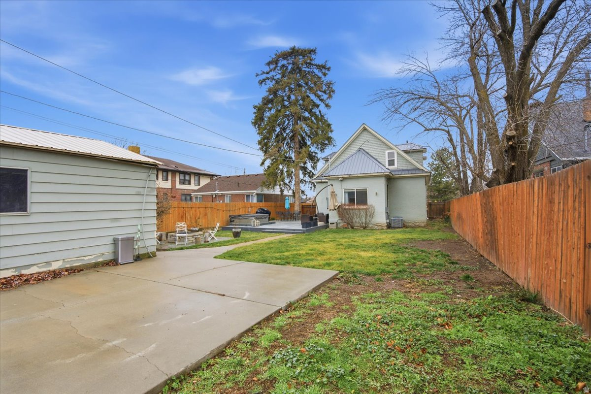 FRUITVALE - Residential