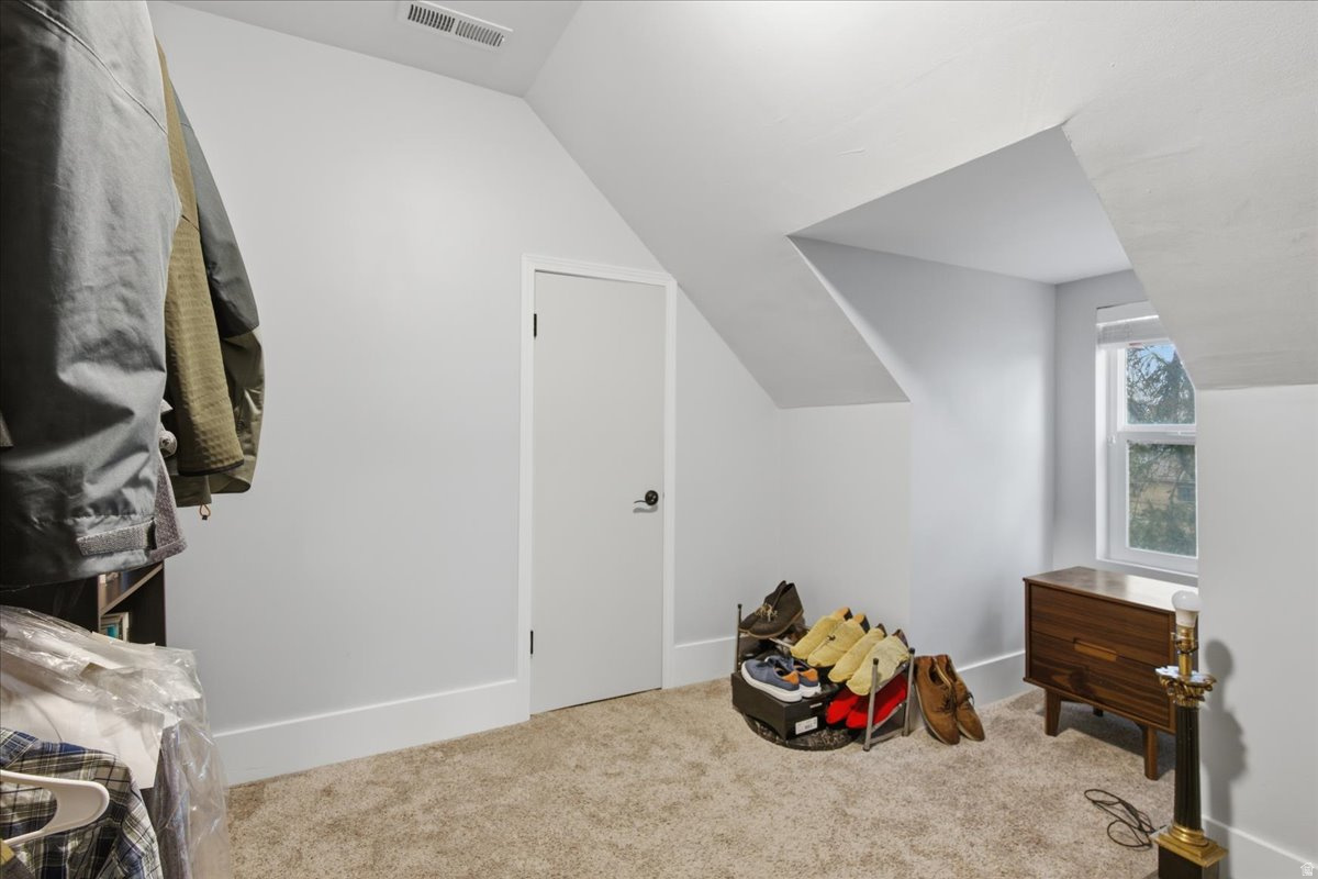 FRUITVALE - Residential