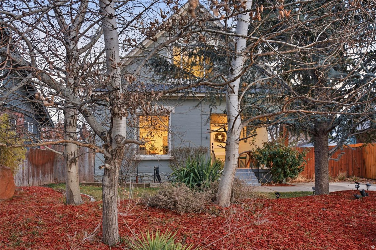 FRUITVALE - Residential