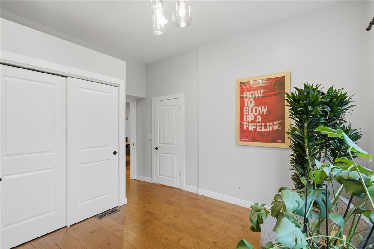 FRUITVALE - Residential