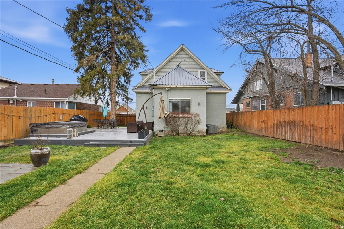 FRUITVALE - Residential