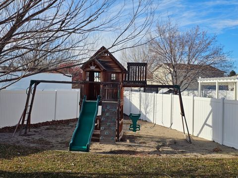 Tiny photo for 1627 S 3050 E, Spanish Fork, UT 84660 (MLS # 2131857)