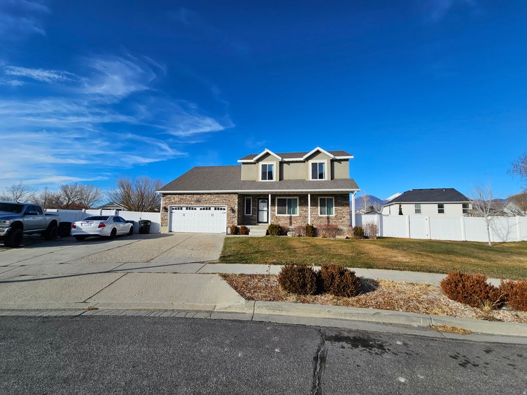 Photo of 1627 S 3050 E, Spanish Fork, UT 84660 (MLS # 2131857)