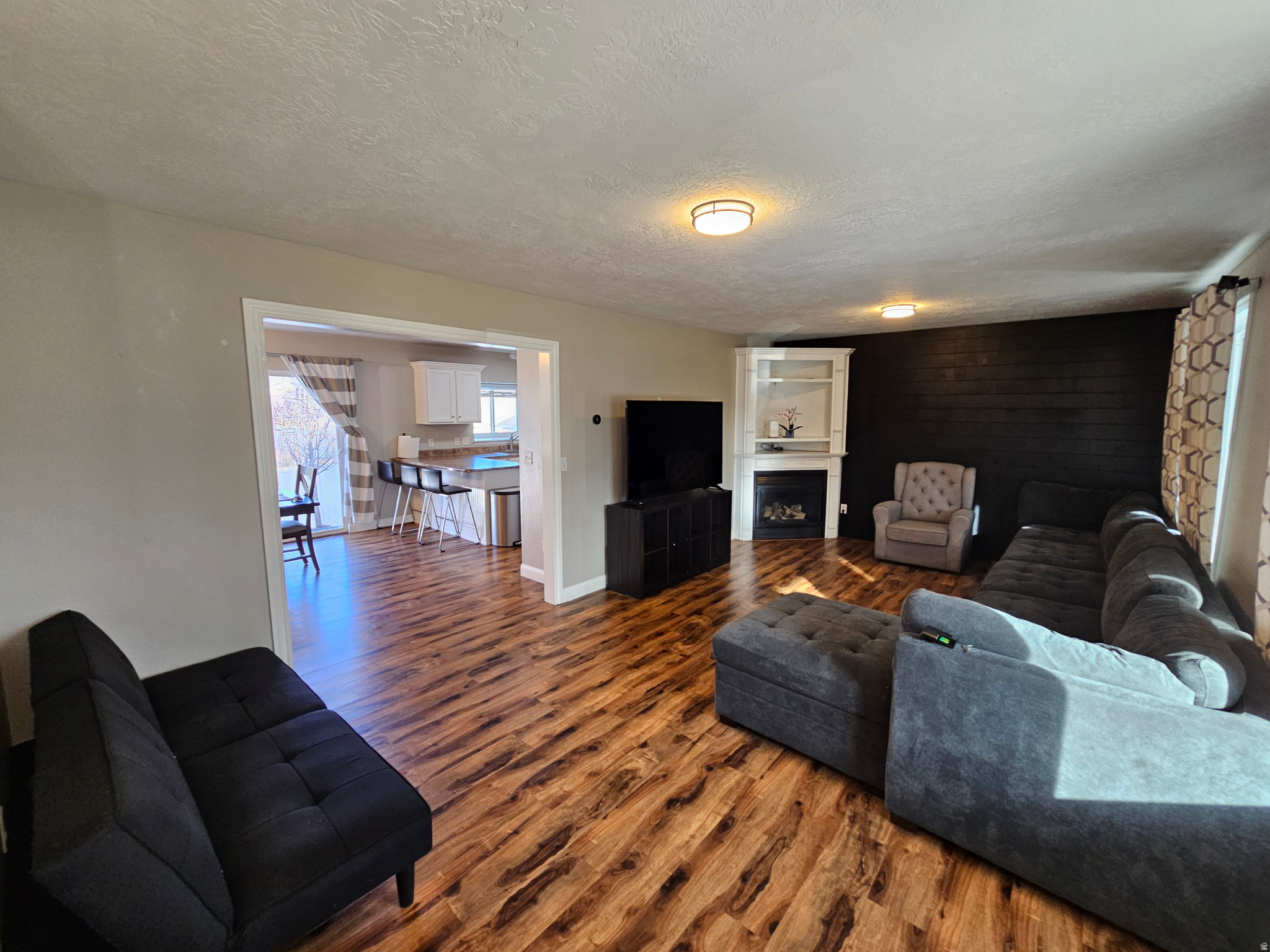 CANYON CREST - Residential