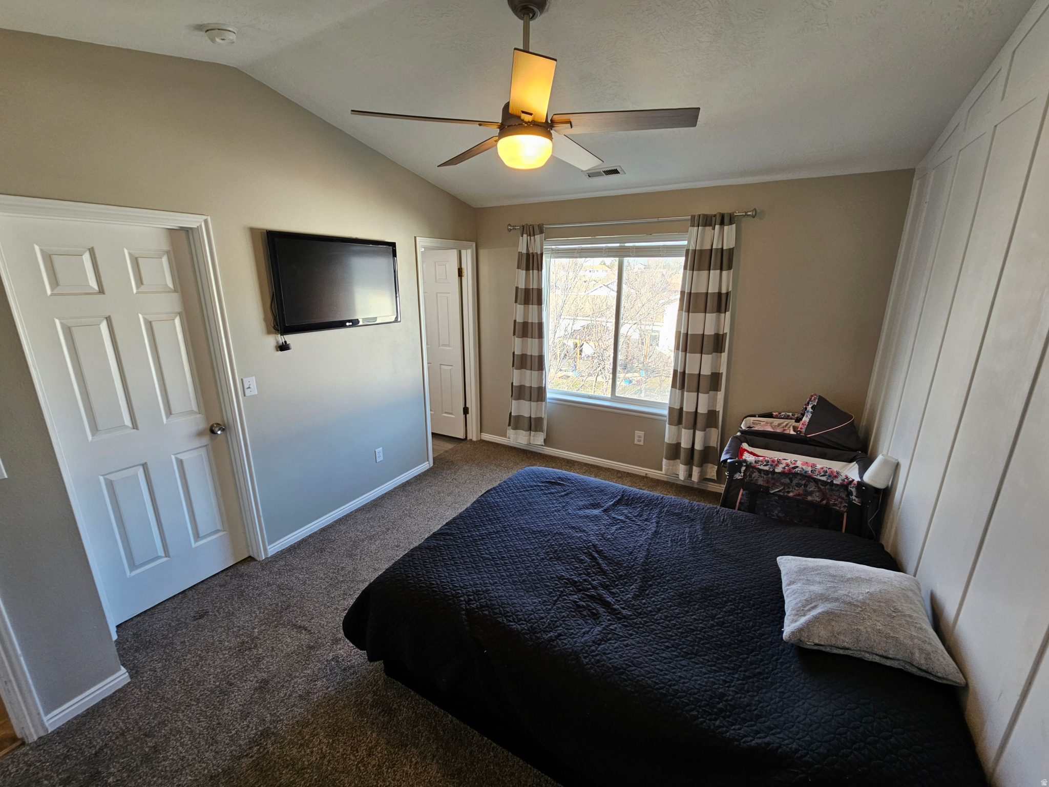 CANYON CREST - Residential