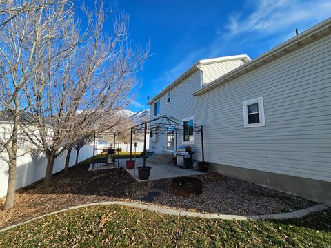 Tiny photo for 1627 S 3050 E, Spanish Fork, UT 84660 (MLS # 2131857)