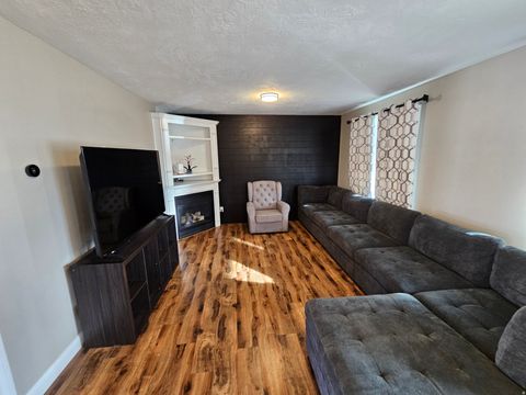 Tiny photo for 1627 S 3050 E, Spanish Fork, UT 84660 (MLS # 2131857)