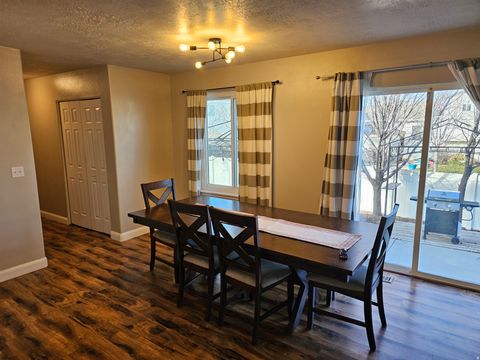 Tiny photo for 1627 S 3050 E, Spanish Fork, UT 84660 (MLS # 2131857)