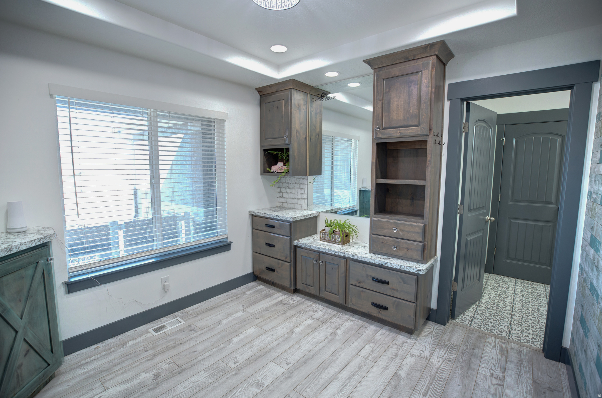 MOUNT LOAFER MEADOWS - Residential