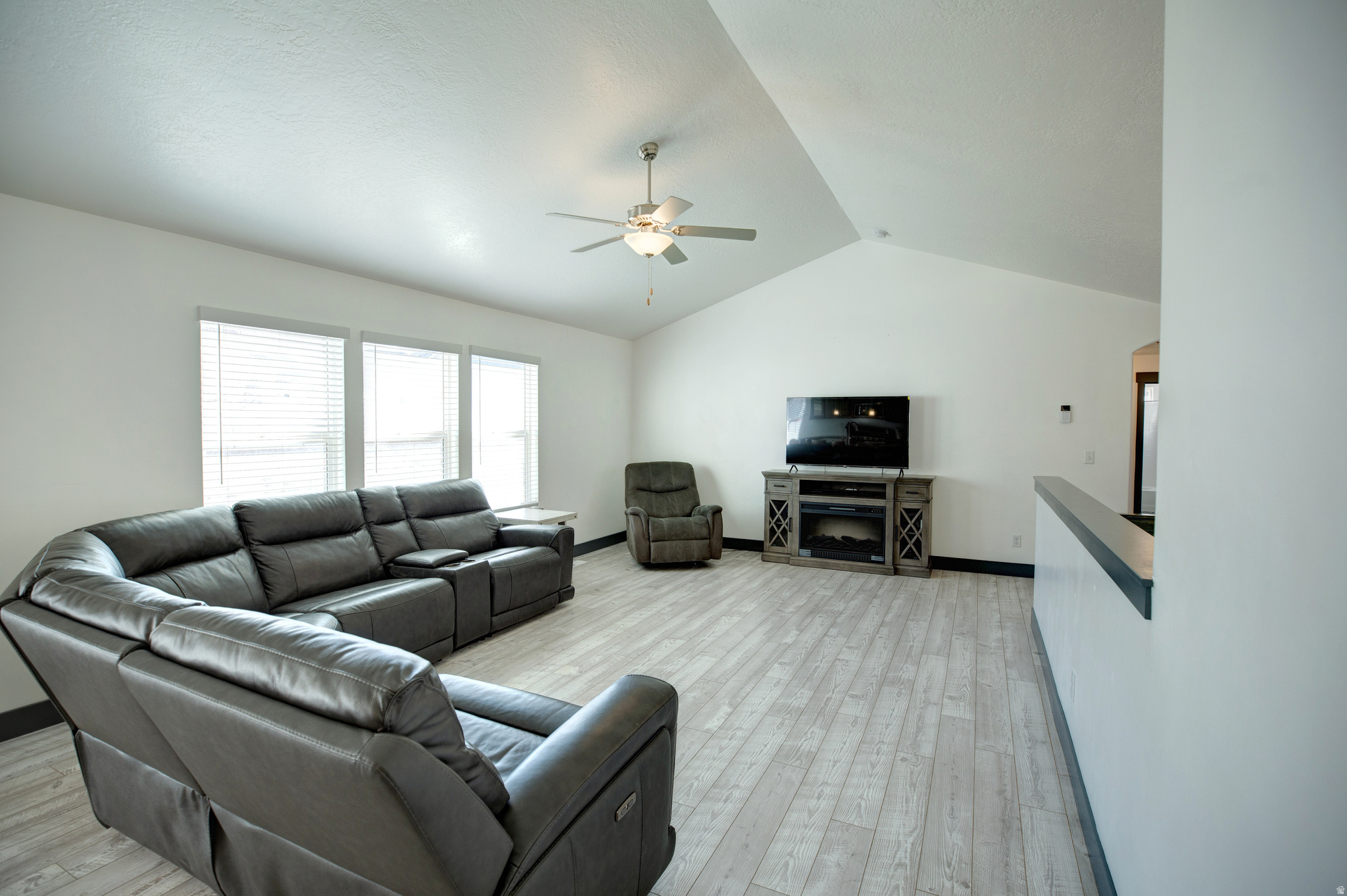 MOUNT LOAFER MEADOWS - Residential