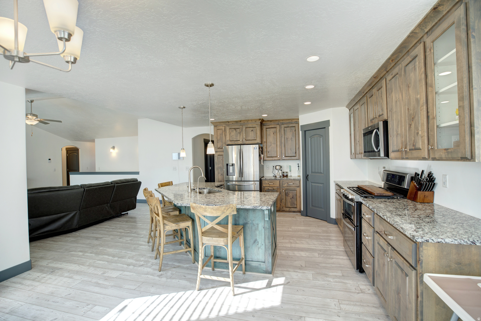 MOUNT LOAFER MEADOWS - Residential