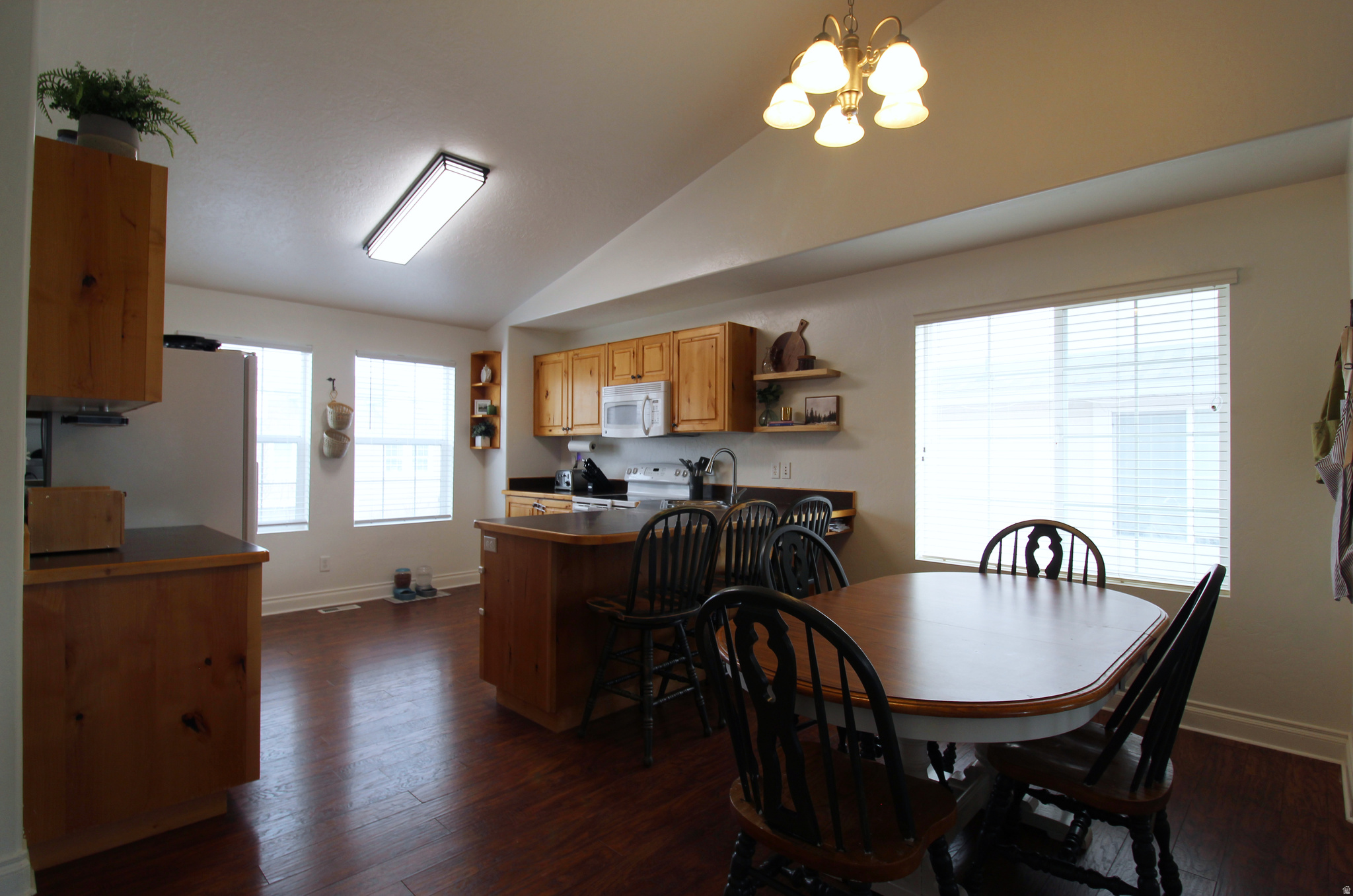 SOMERSET VILLAGE PH3 - Residential Income