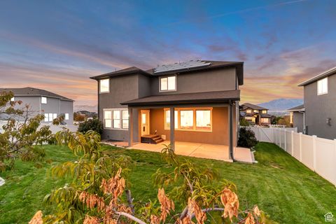 Tiny photo for 541 W MOUNTAIN RIDGE DR, Saratoga Springs, UT 84045 (MLS # 2117342)