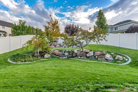 Tiny photo for 541 W MOUNTAIN RIDGE DR, Saratoga Springs, UT 84045 (MLS # 2117342)