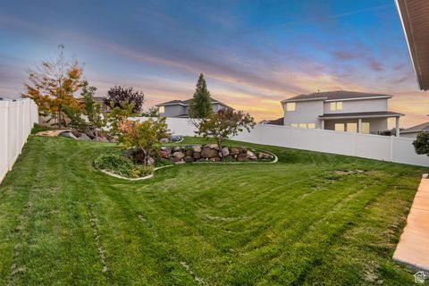 Tiny photo for 541 W MOUNTAIN RIDGE DR, Saratoga Springs, UT 84045 (MLS # 2117342)