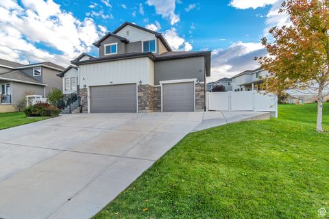 Tiny photo for 541 W MOUNTAIN RIDGE DR, Saratoga Springs, UT 84045 (MLS # 2117342)