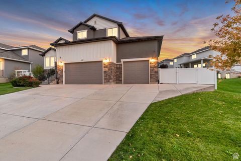Tiny photo for 541 W MOUNTAIN RIDGE DR, Saratoga Springs, UT 84045 (MLS # 2117342)