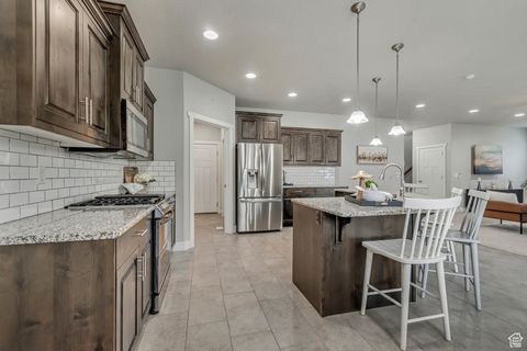 Tiny photo for 541 W MOUNTAIN RIDGE DR, Saratoga Springs, UT 84045 (MLS # 2117342)