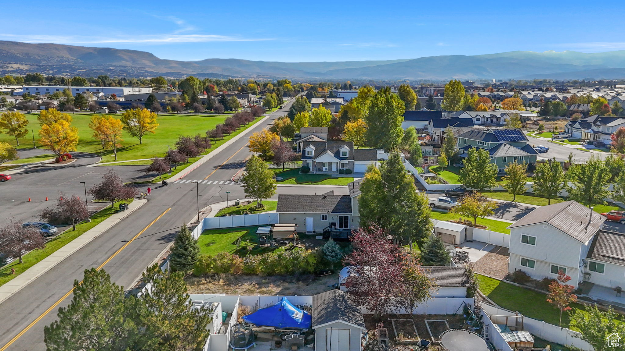 SCHOOL HOUSE ESTATES - Residential