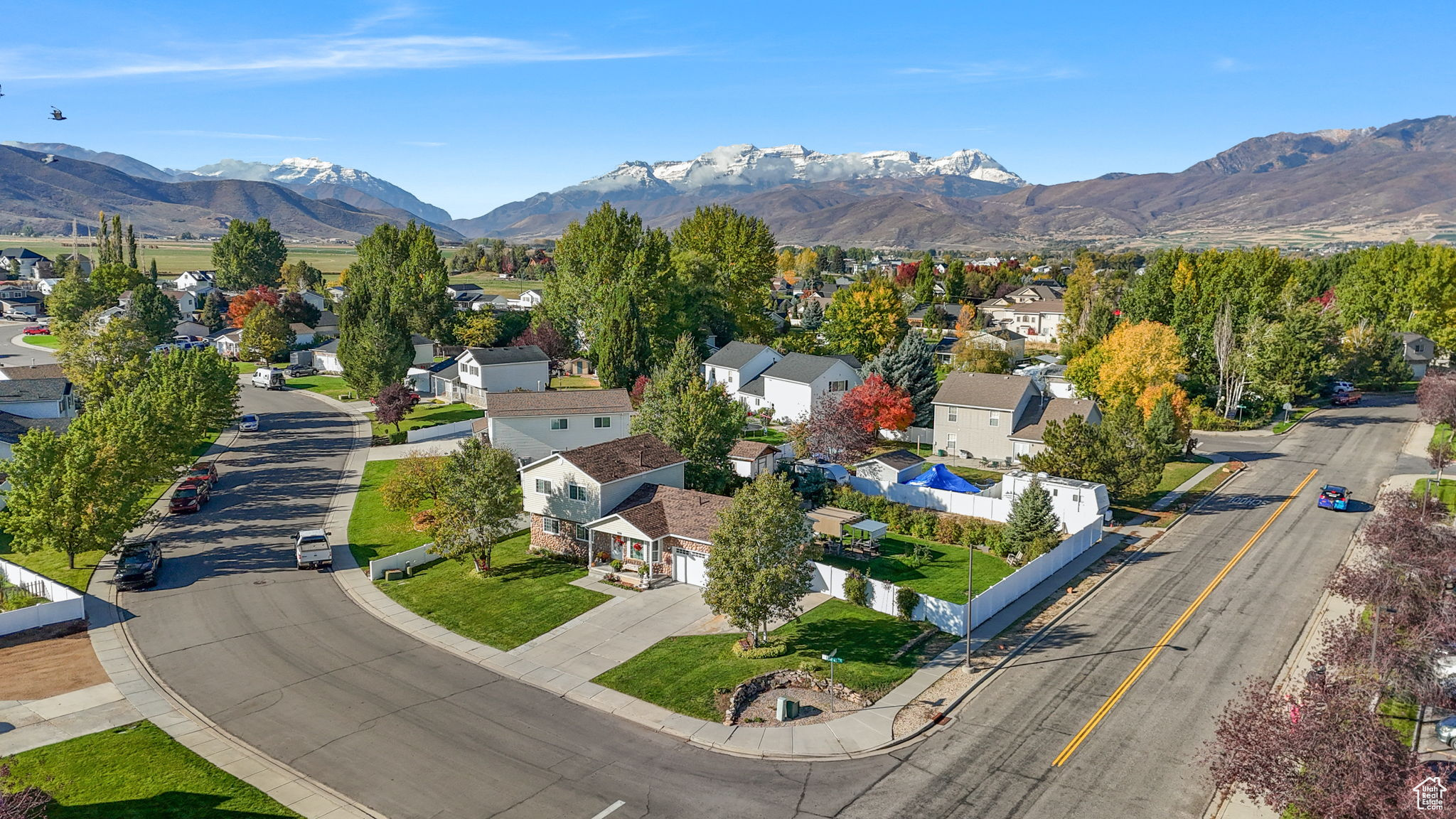SCHOOL HOUSE ESTATES - Residential