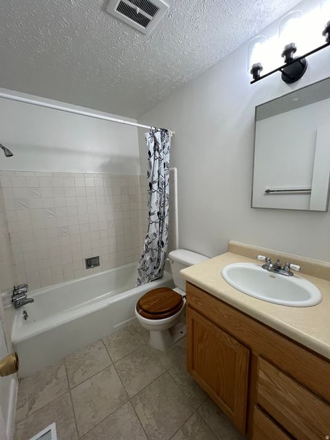 Tiny photo for 2318 W 3650 S, West Valley City, UT 84119 (MLS # 2146739)