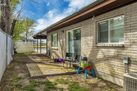 Tiny photo for 2318 W 3650 S, West Valley City, UT 84119 (MLS # 2146739)