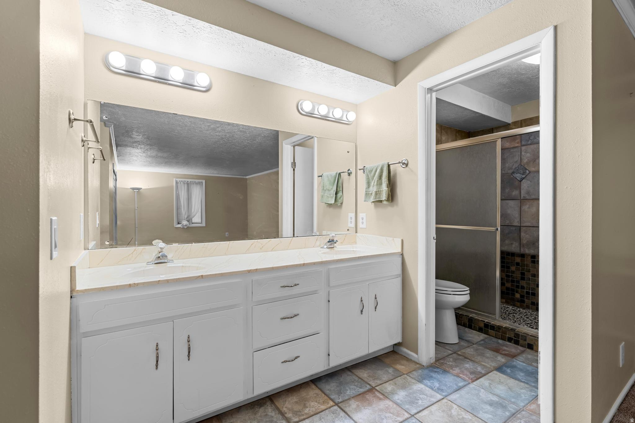 WHITE BARN - Residential Income