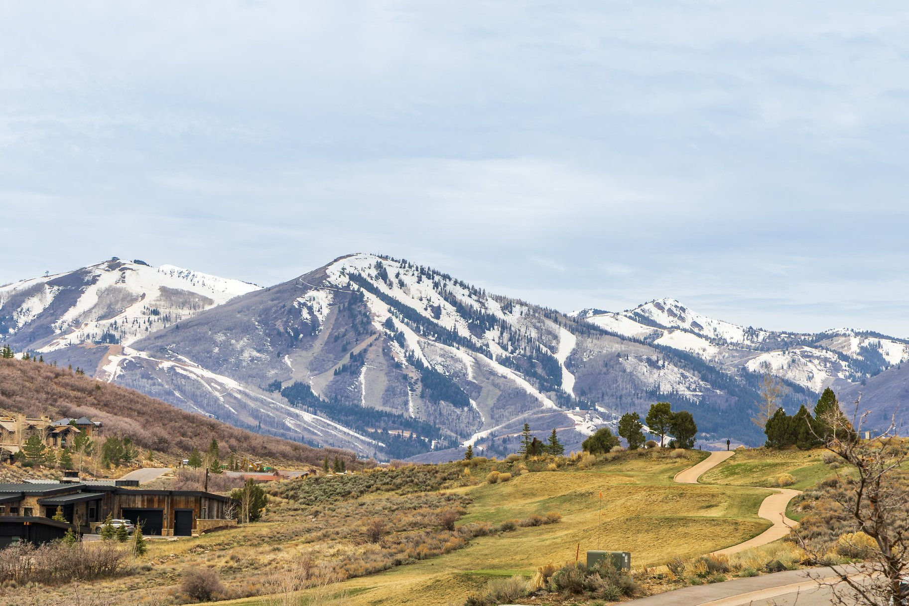 TUHAYE - Residential