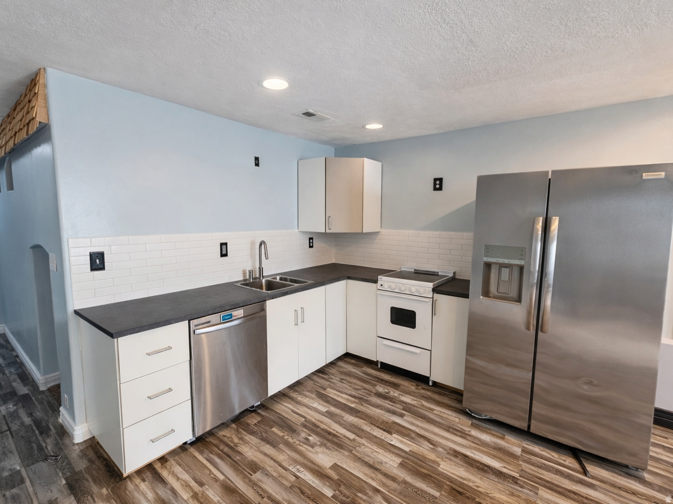 MORLEY MEADOWS - Residential