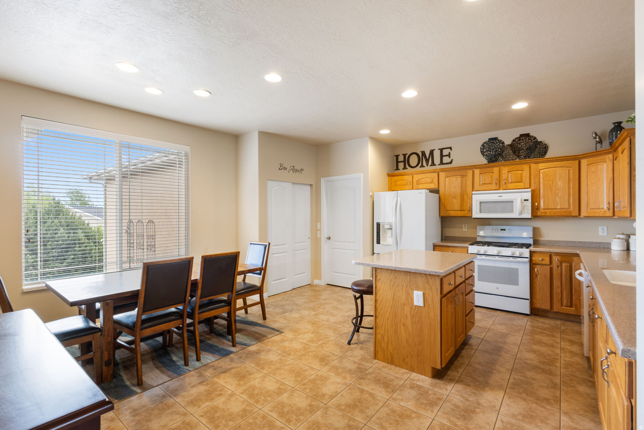 HIGHLAND - Residential