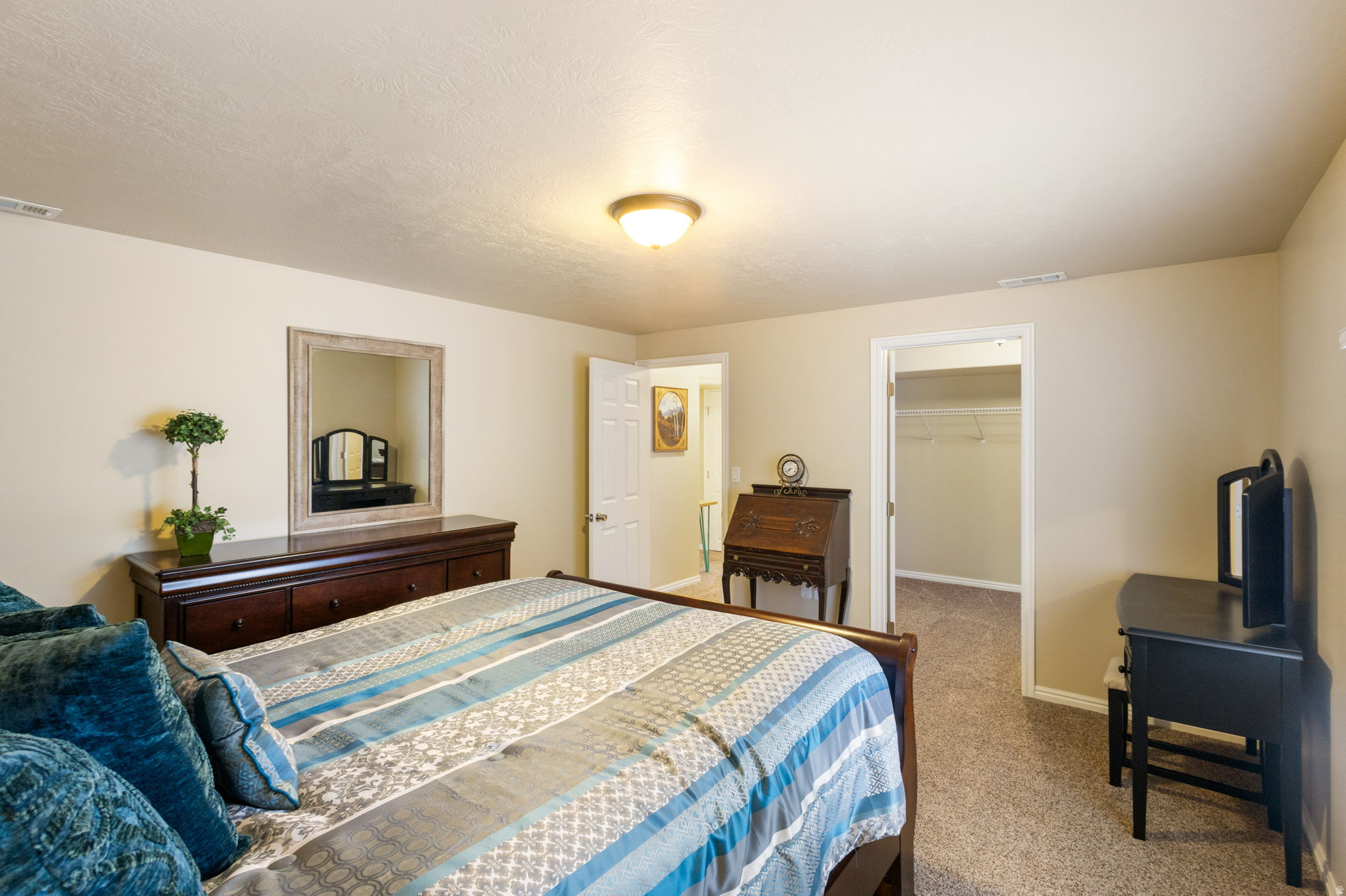 HIGHLAND - Residential