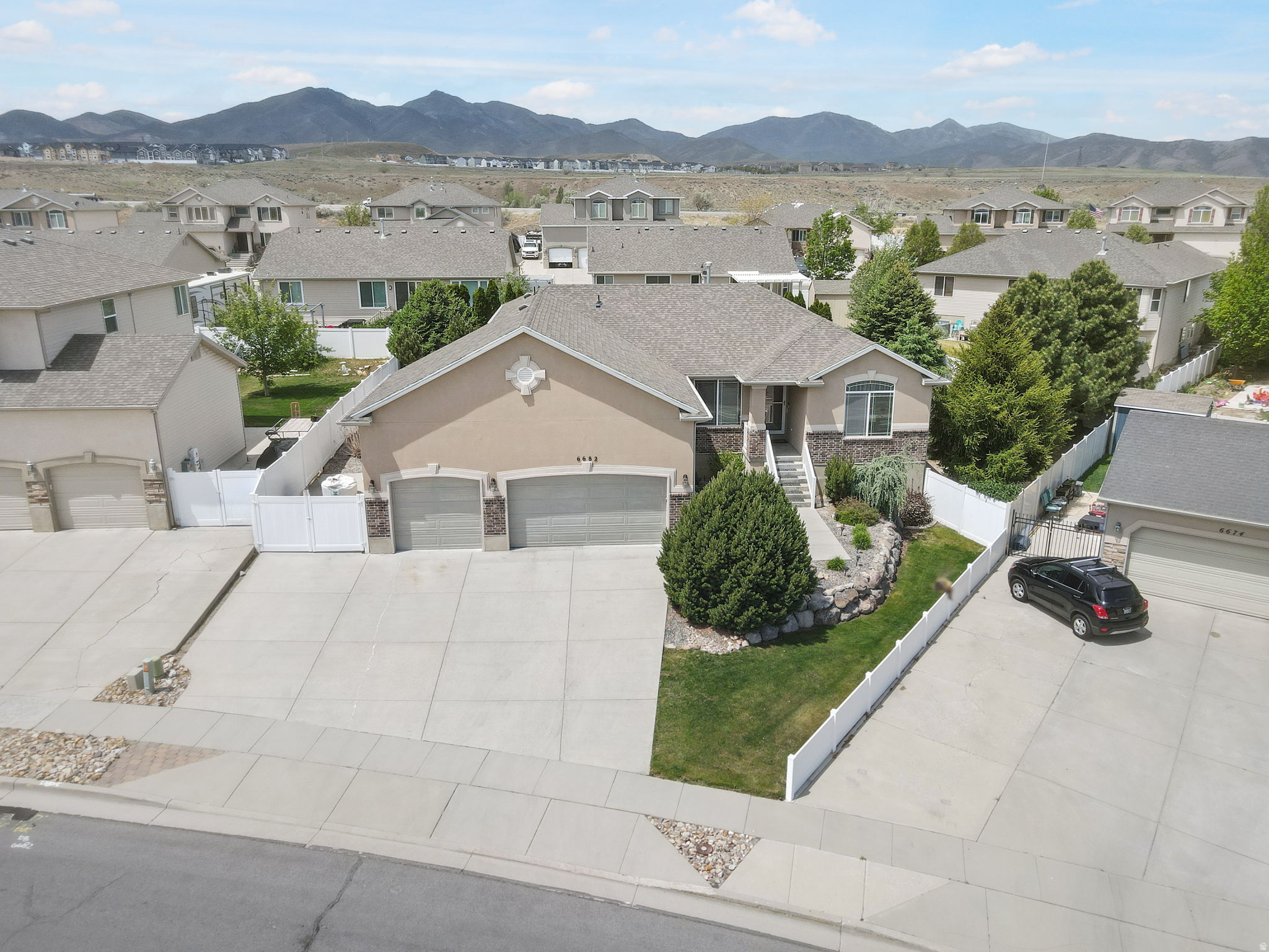 HIGHLAND - Residential