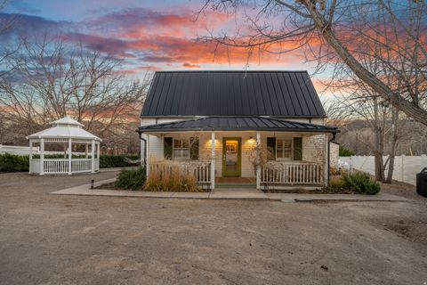 Tiny photo for 225 E MAIN ST, Rockville, UT 84763 (MLS # 2133684)