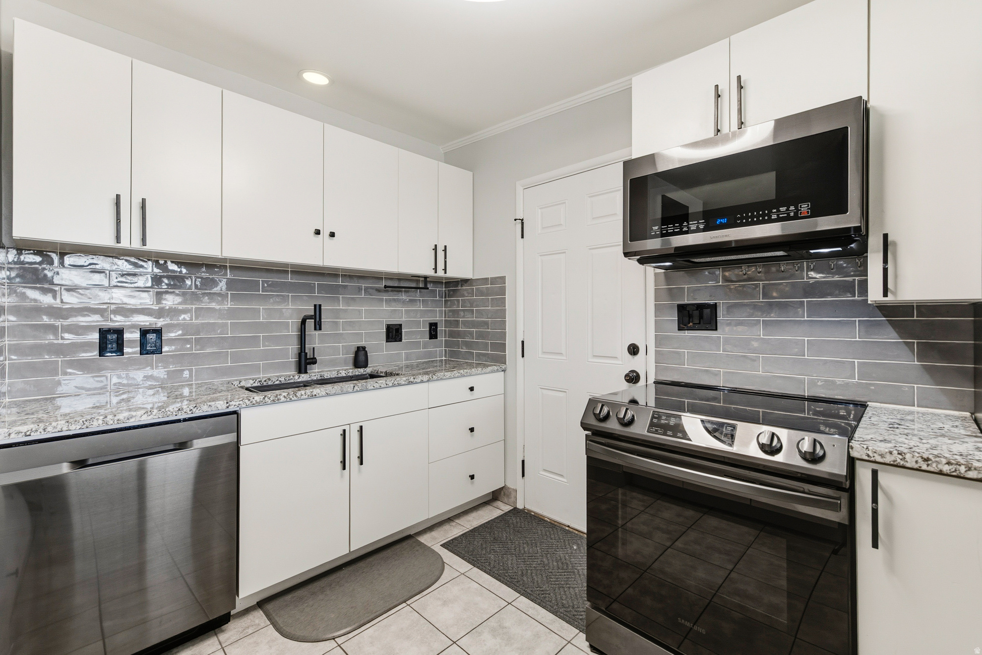 WHITE CITY NO 6 - Residential