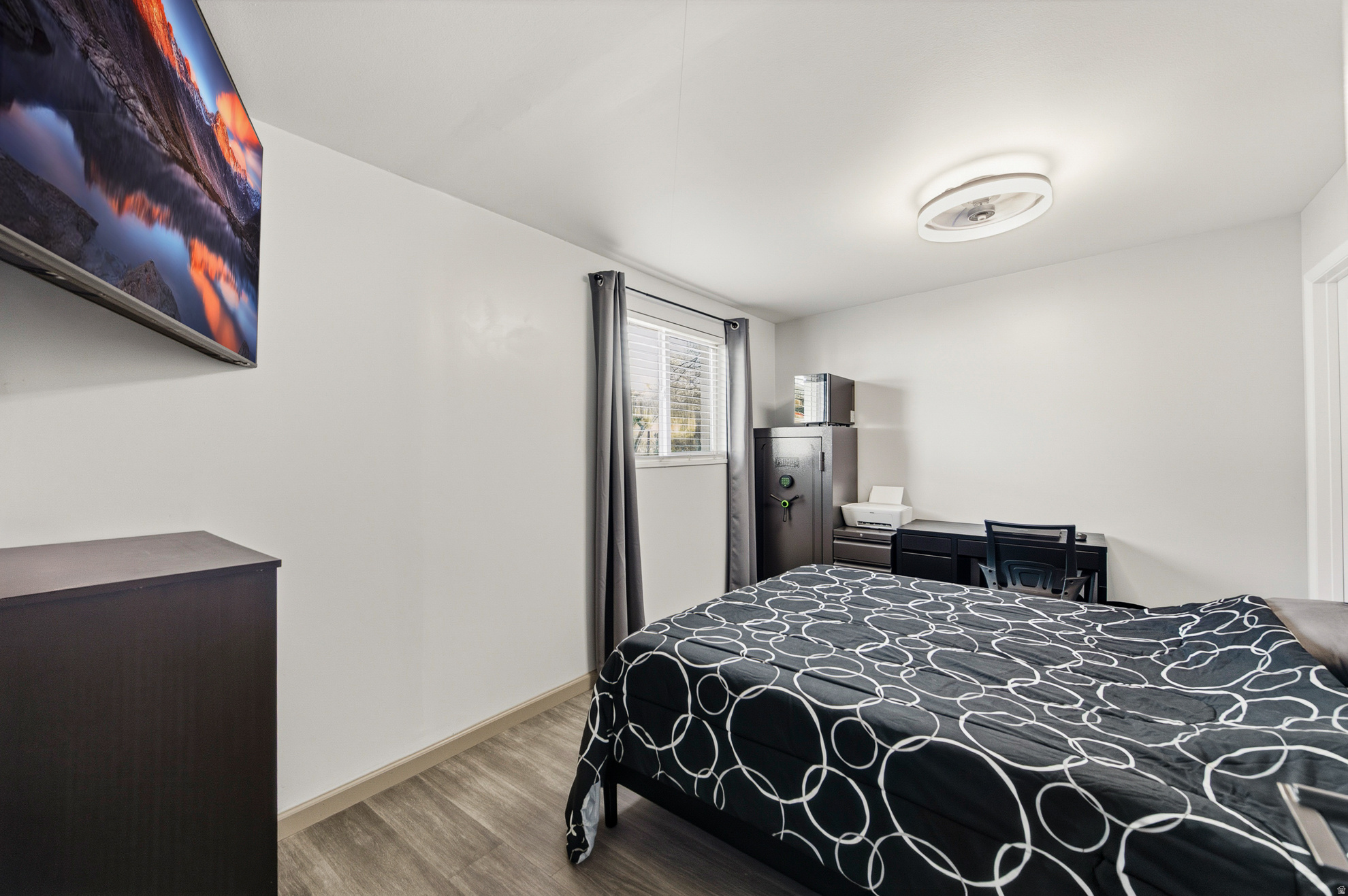 WHITE CITY NO 6 - Residential