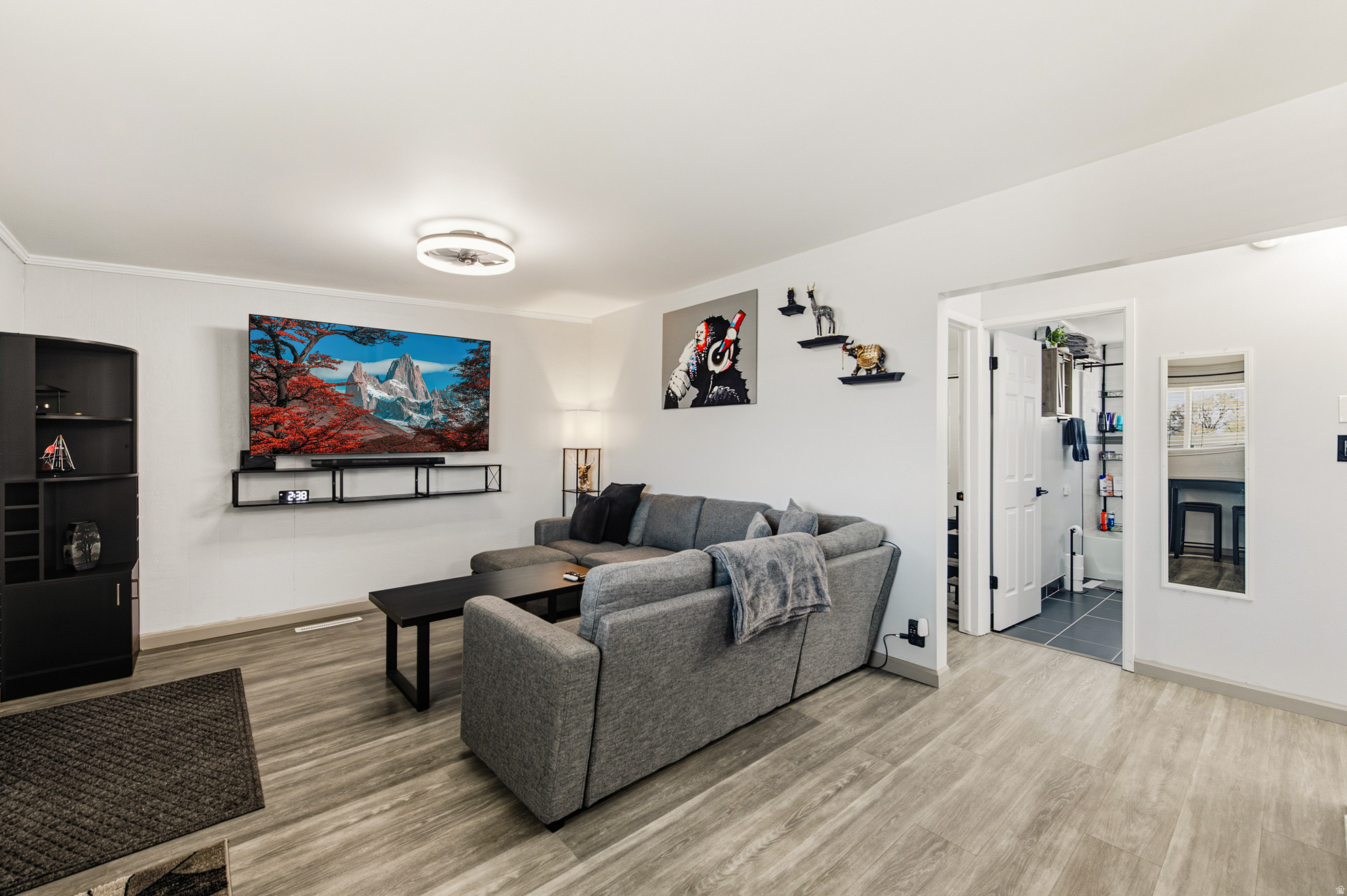 WHITE CITY NO 6 - Residential