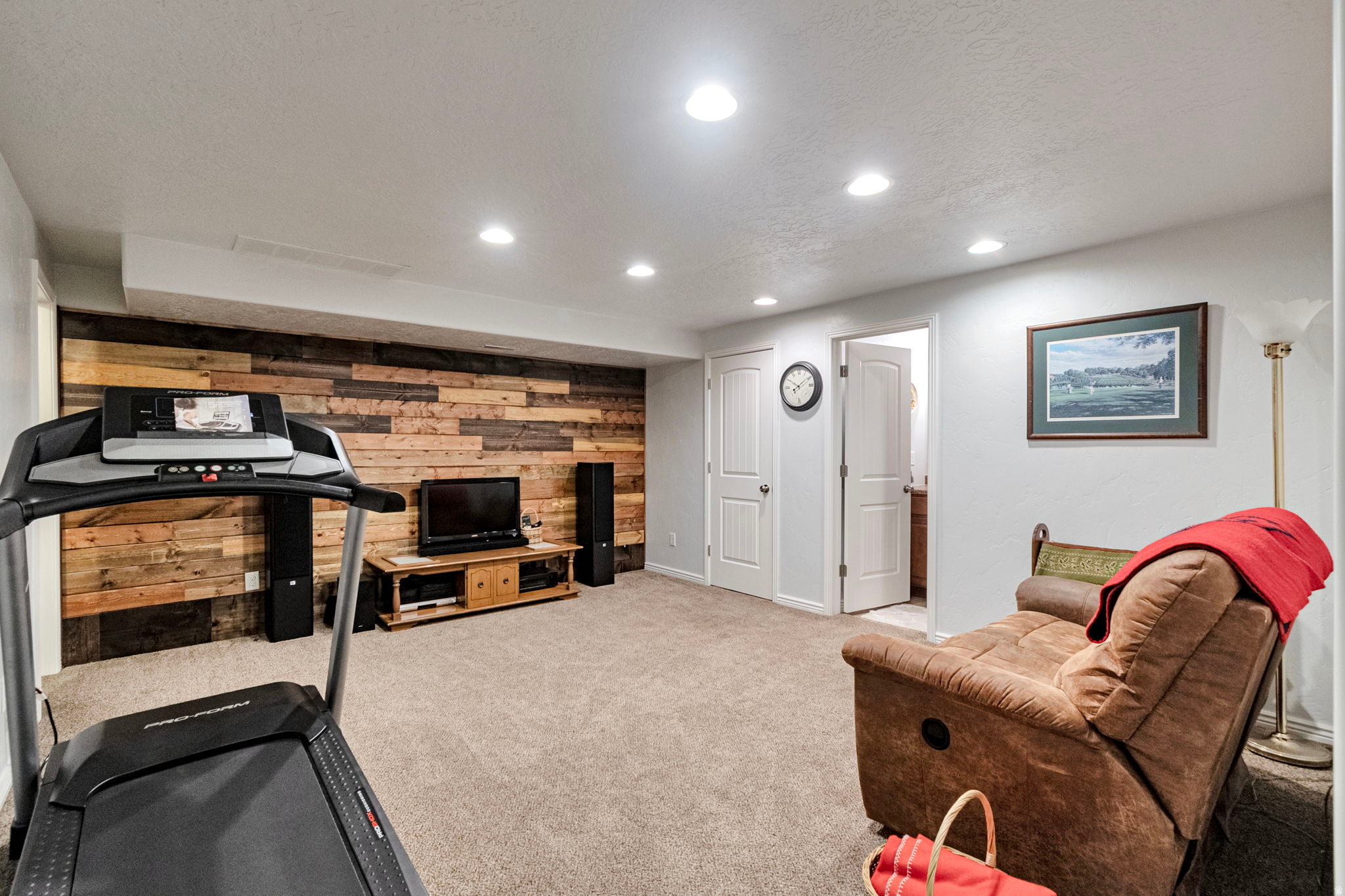 MAPLE MT TOWNHOUSES - Residential