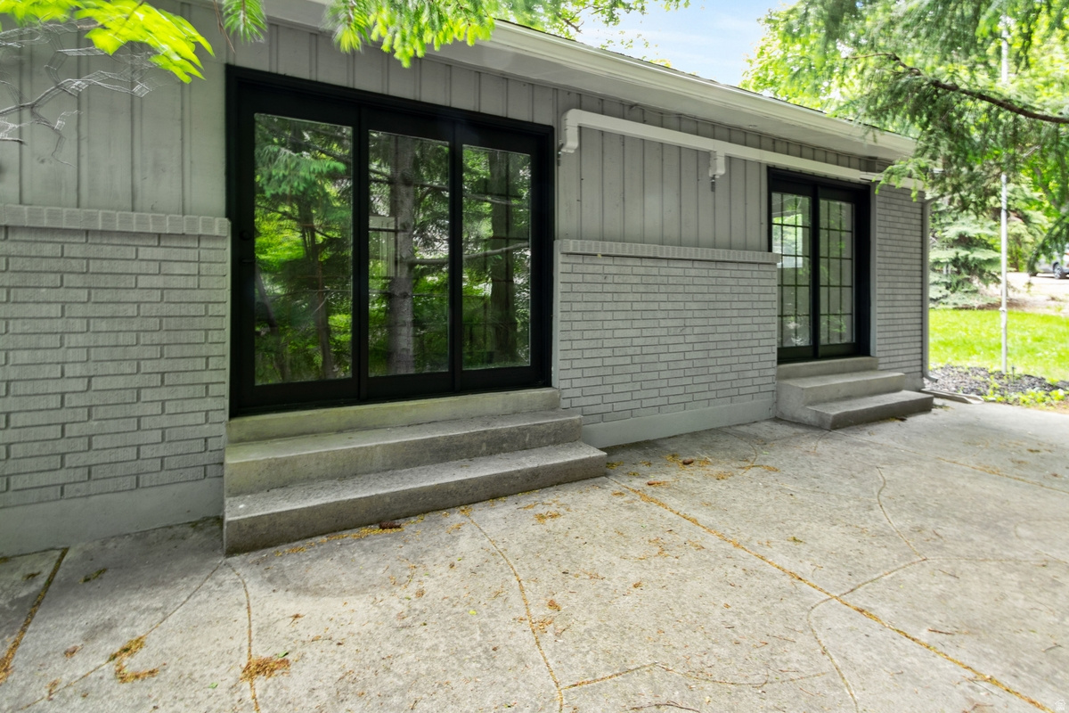 COBBLES - Residential Income