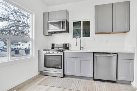 Tiny photo for 330 E 700 N, Spanish Fork, UT 84660 (MLS # 2159529)
