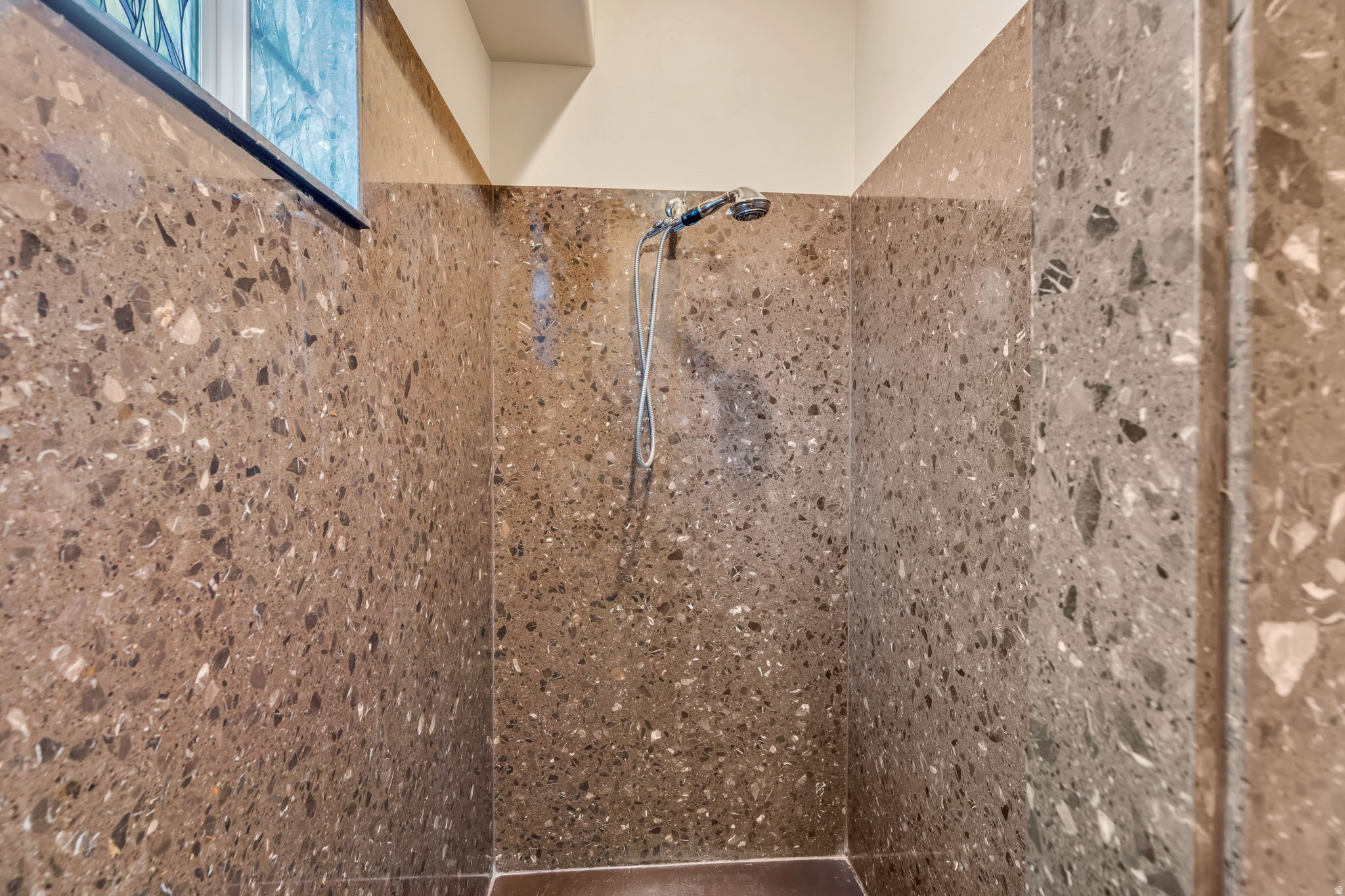 DAYBREAK - Residential