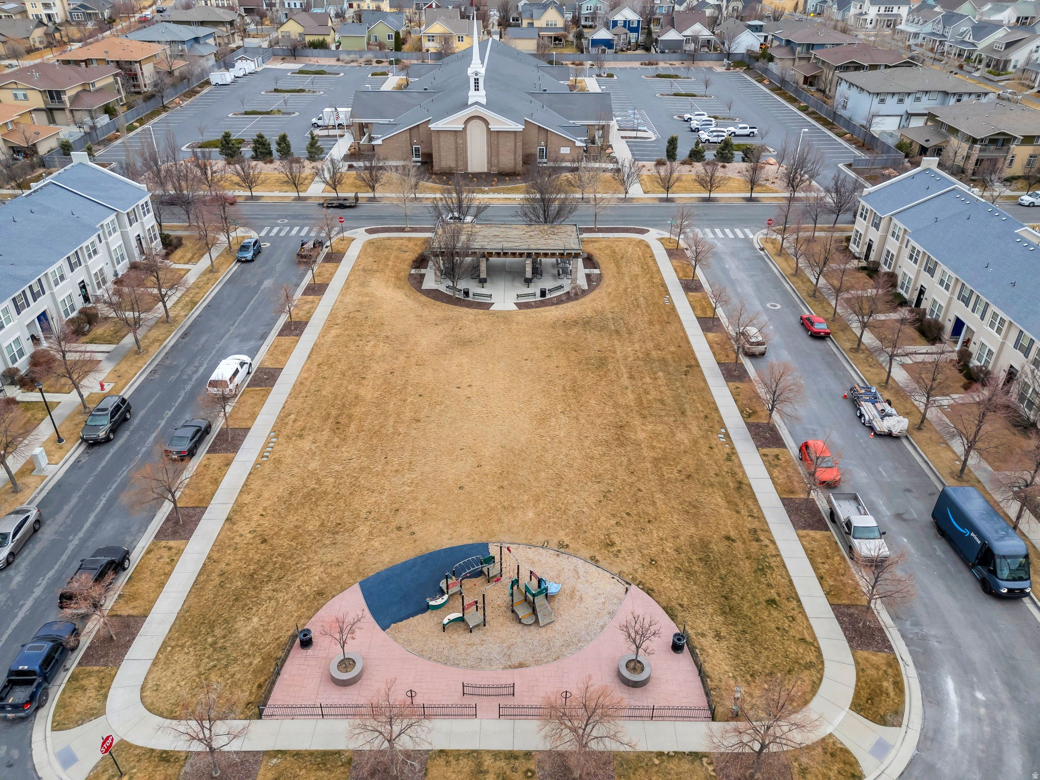 DAYBREAK - Residential