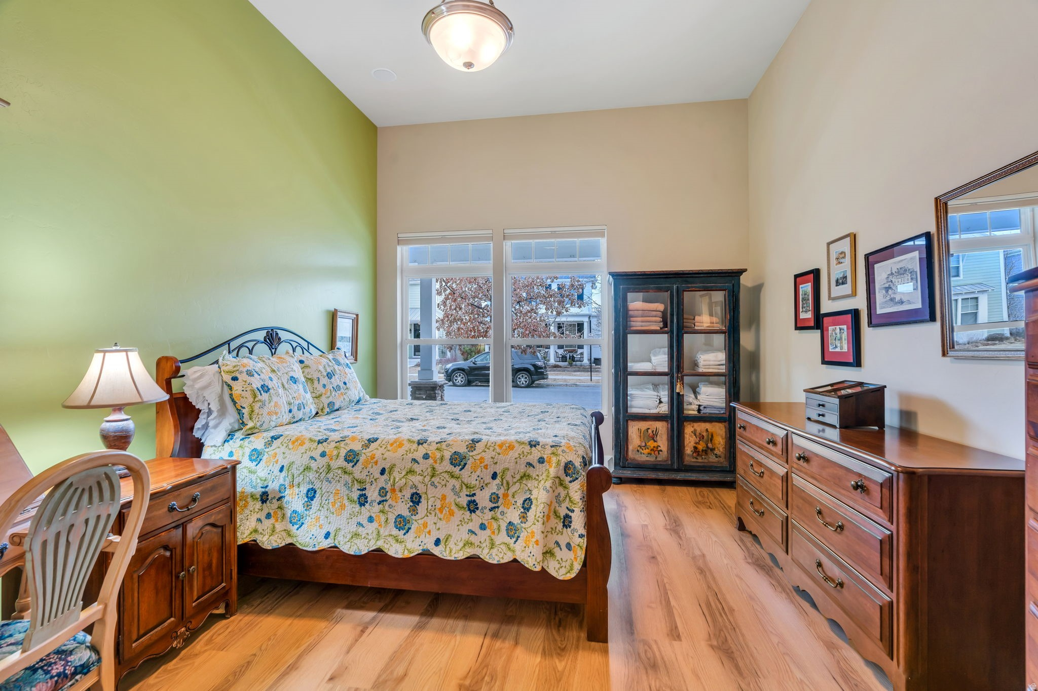 DAYBREAK - Residential