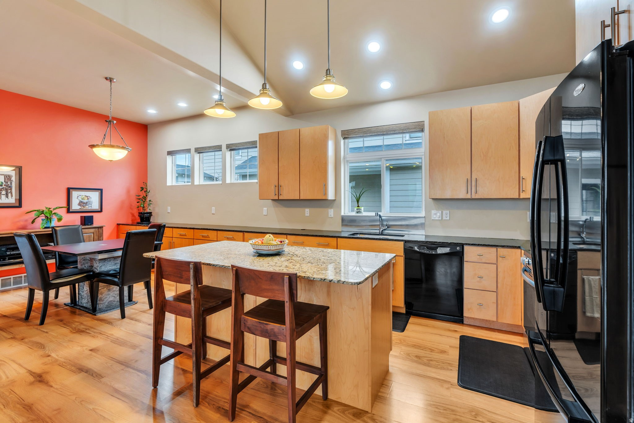 DAYBREAK - Residential