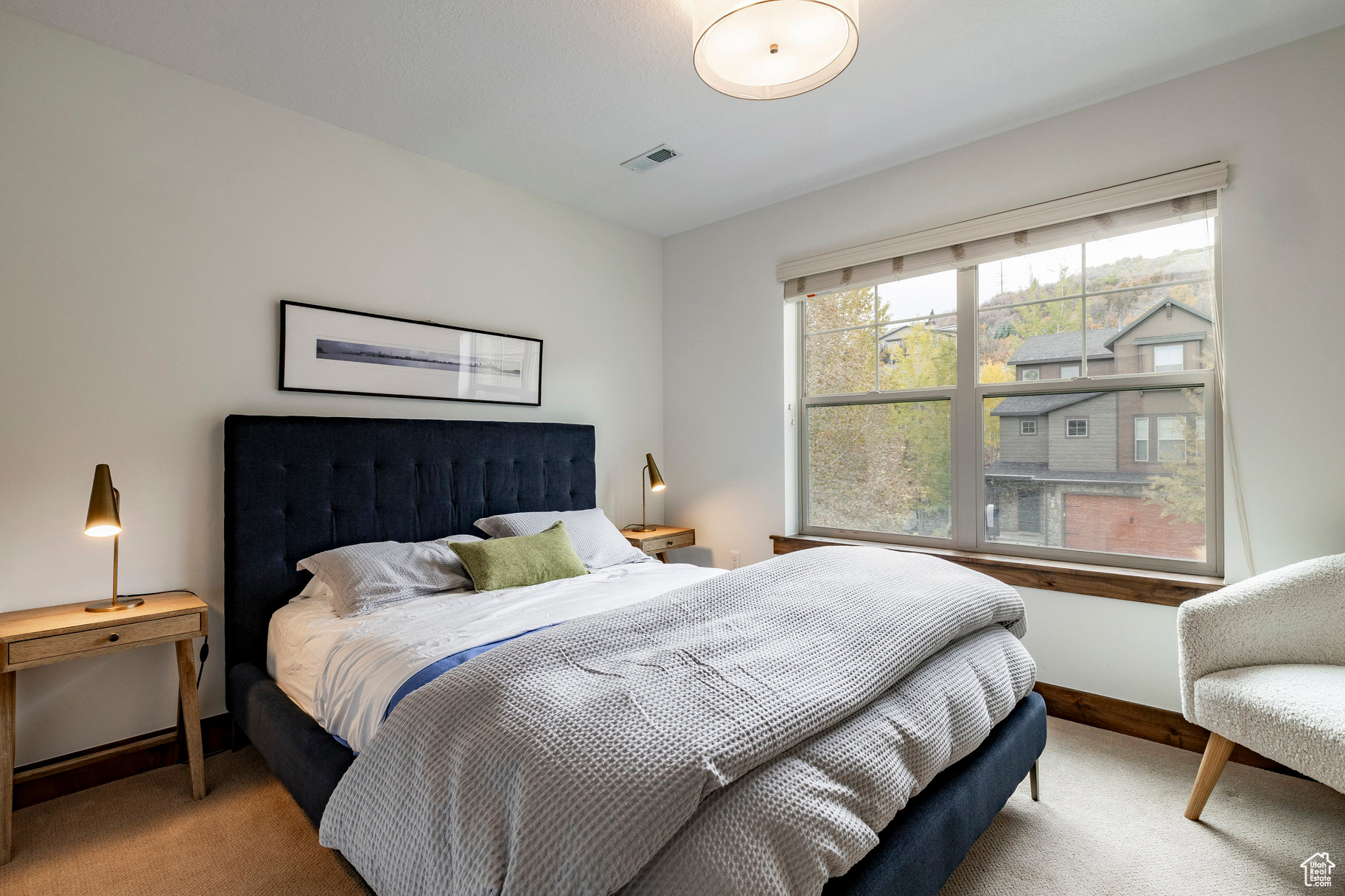 IROQUOIS - Residential