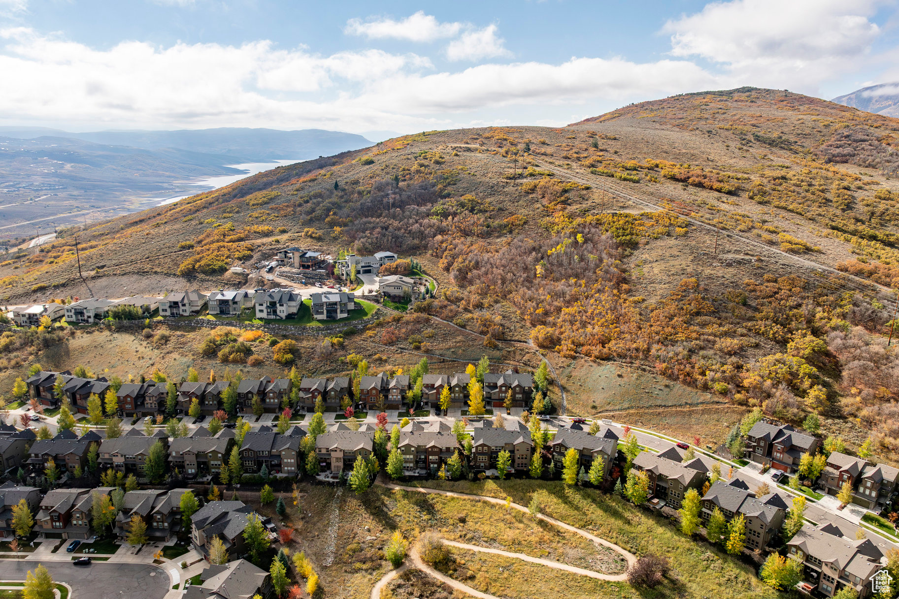 IROQUOIS - Residential