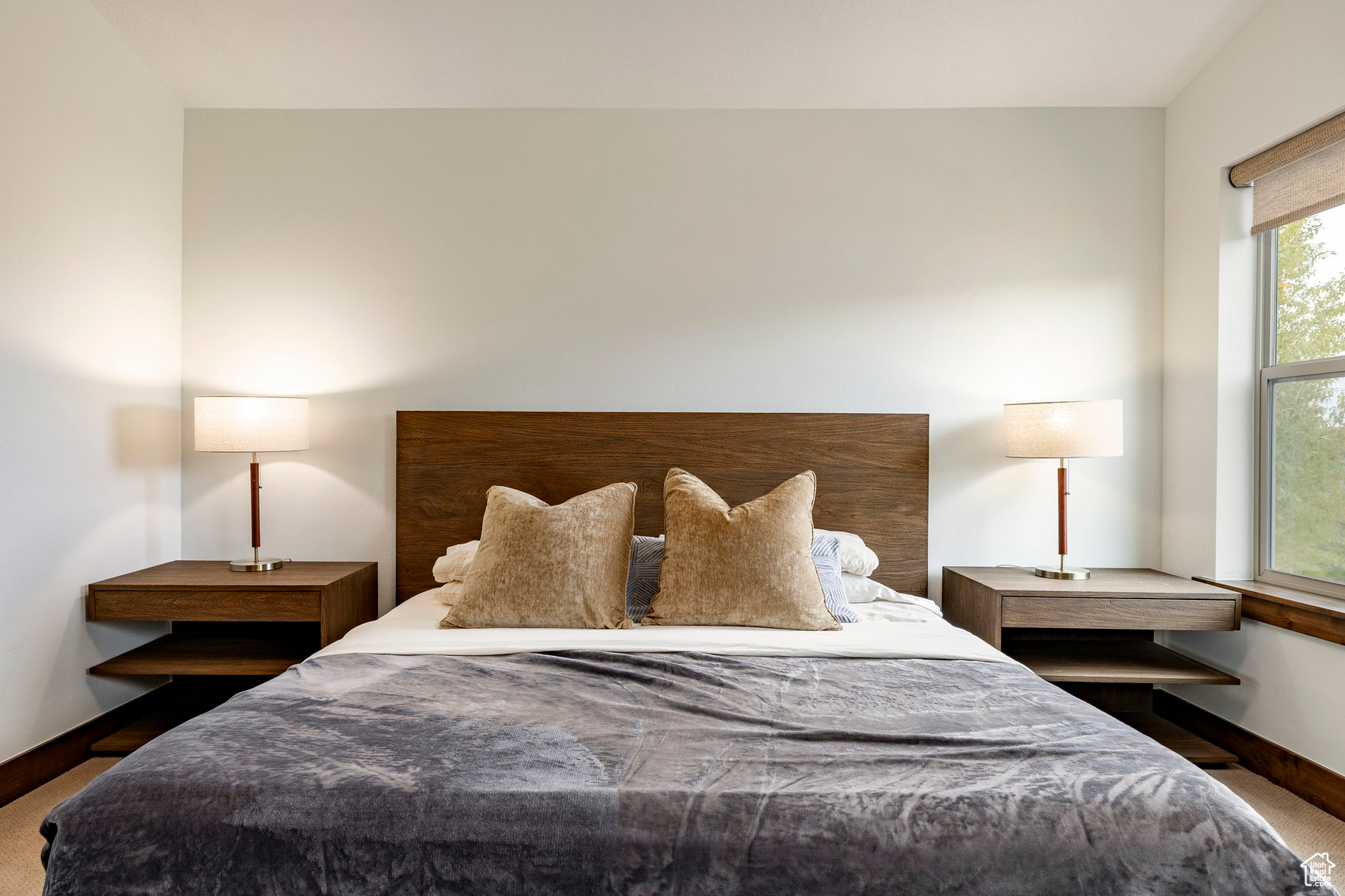 IROQUOIS - Residential