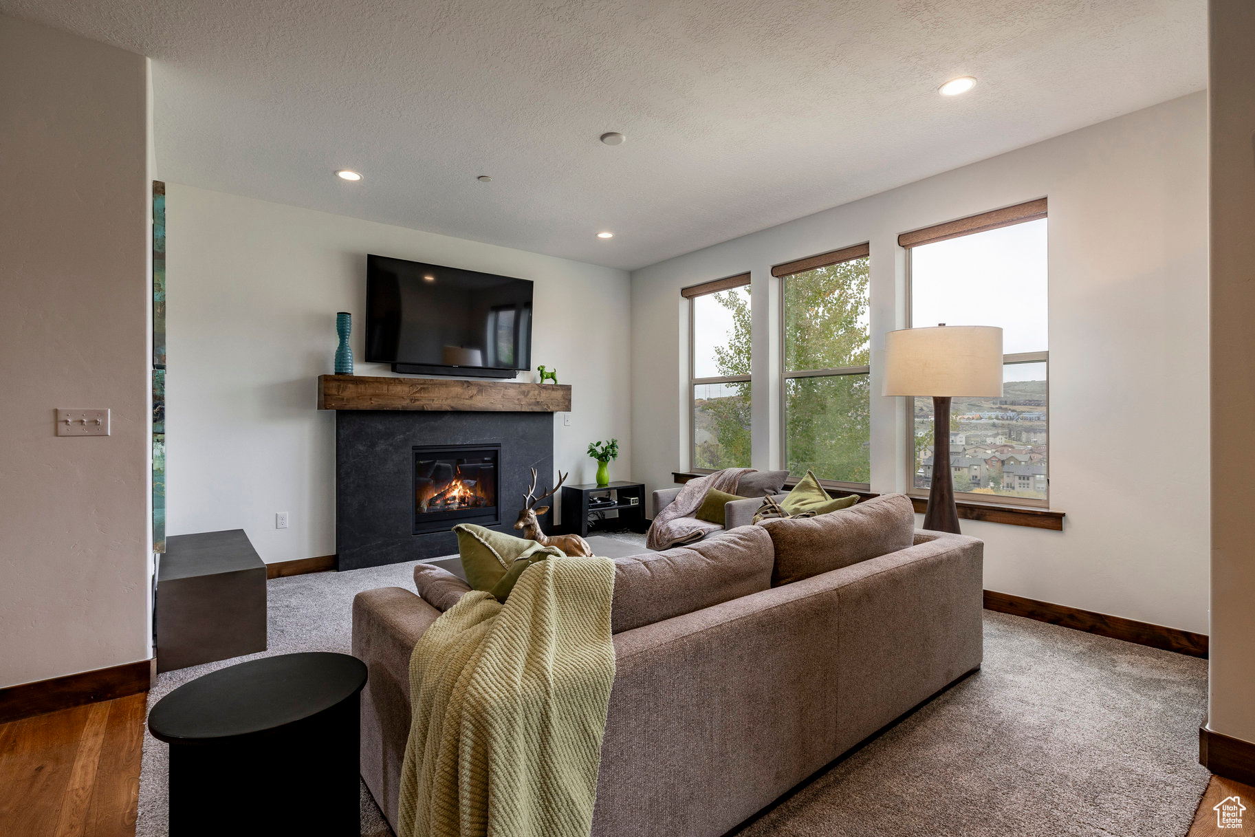 IROQUOIS - Residential