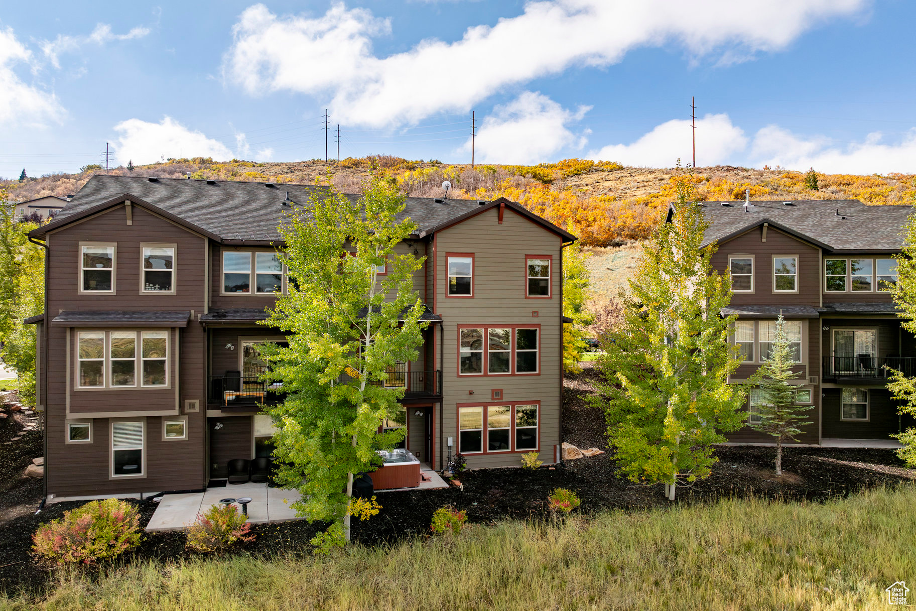 IROQUOIS - Residential