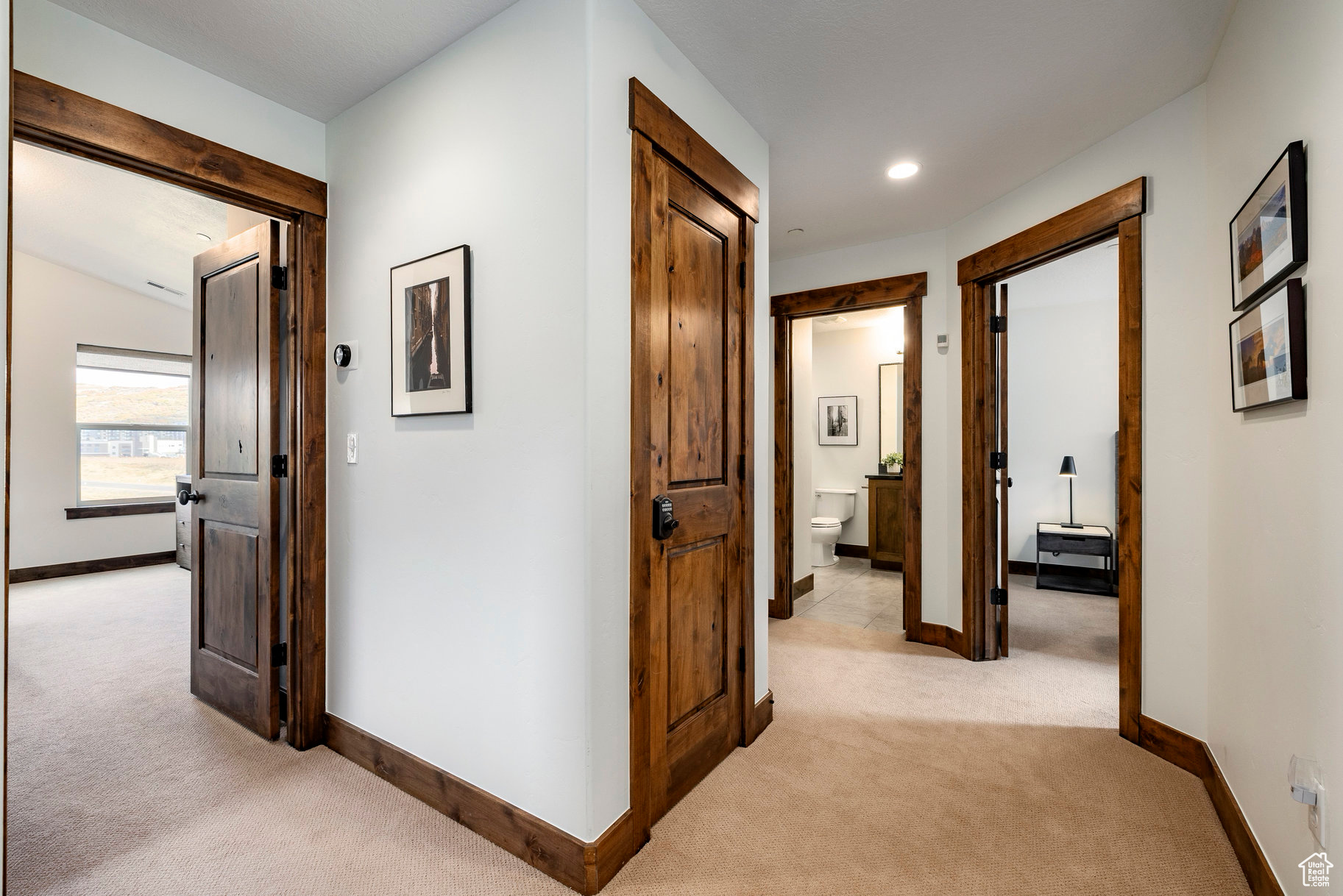 IROQUOIS - Residential